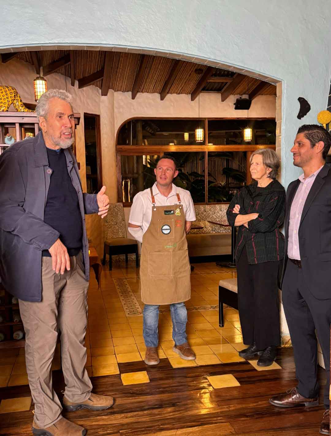 El sello analiza todo el proceso en la cadena de valor, en la producción, compra, proceso y servicio de alimentos y bebidas.